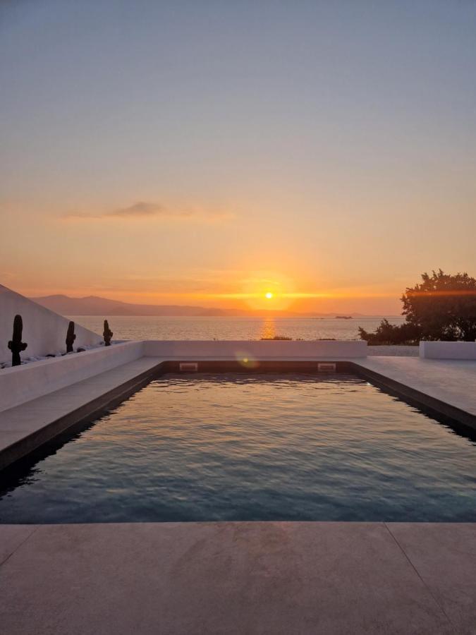 Seanfinity Beachfront Suites Μικρή Βίγλα Εξωτερικό φωτογραφία