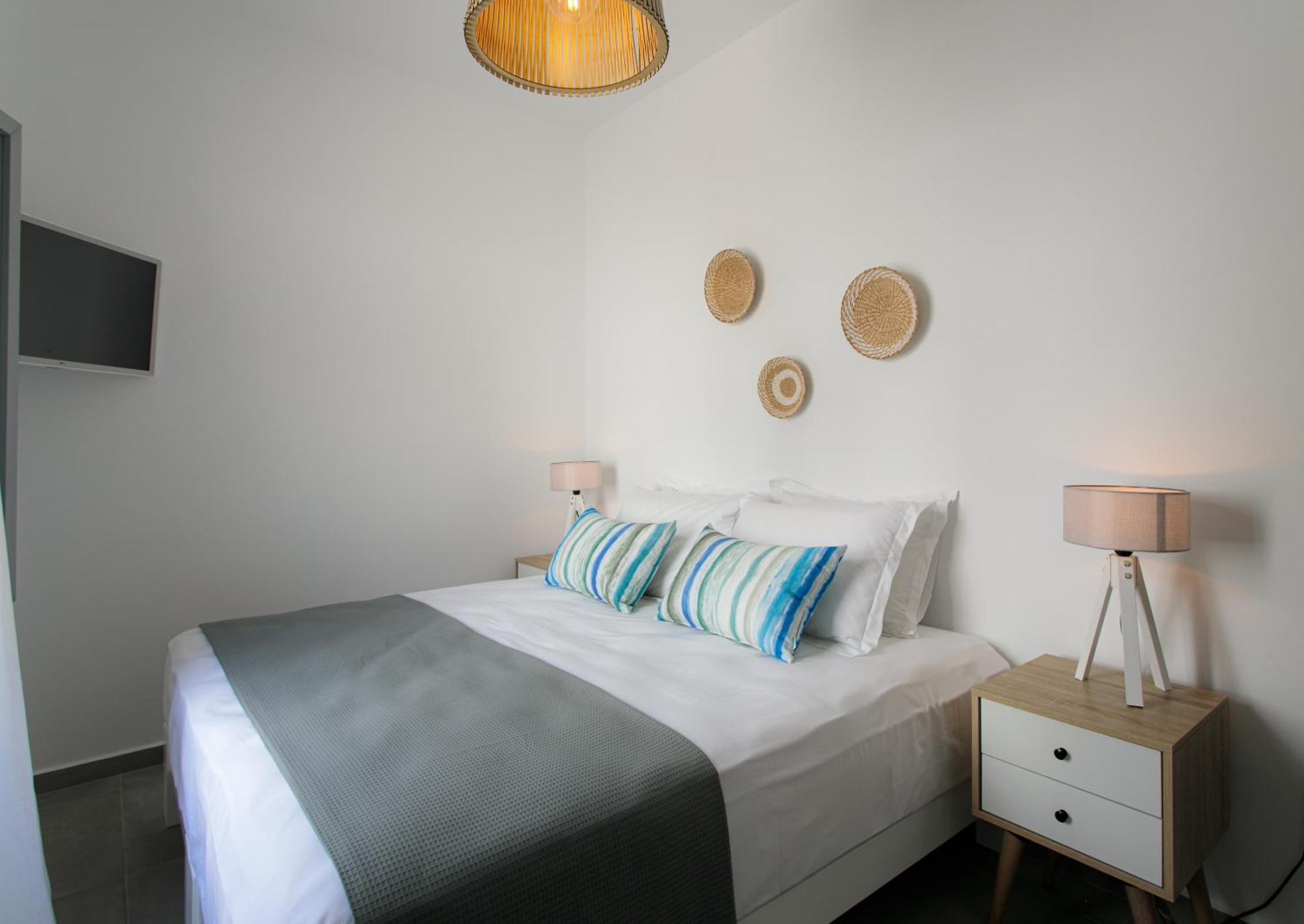 Seanfinity Beachfront Suites Μικρή Βίγλα Δωμάτιο φωτογραφία