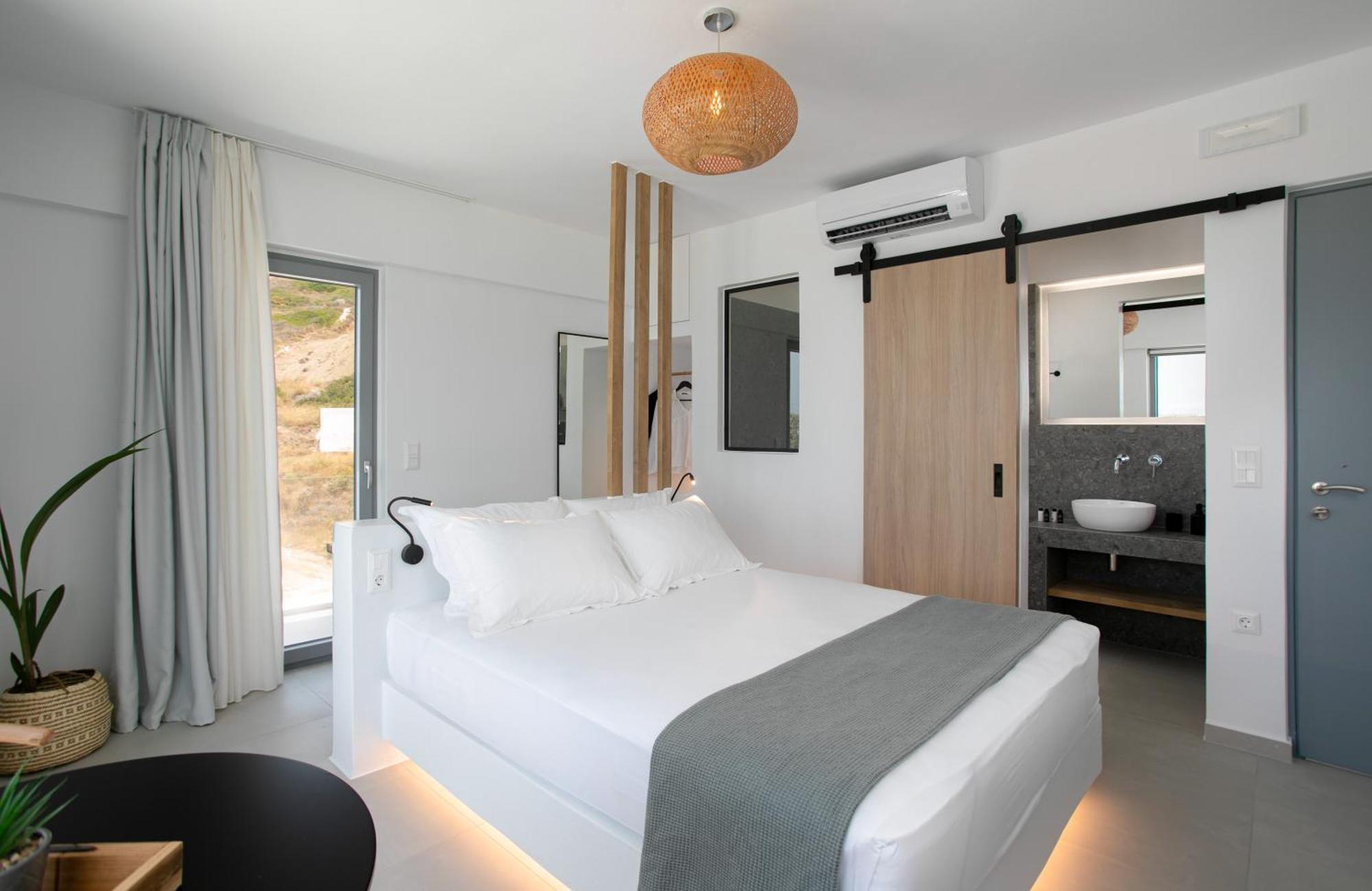 Seanfinity Beachfront Suites Μικρή Βίγλα Δωμάτιο φωτογραφία